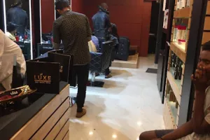 Luxe Signature Salon Pammal