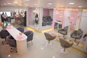 Shine beauty &amp; Nail salon