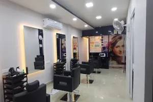 Vnayak Saloon &amp; Spa