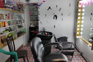 Nanthithaa Sri Ladies Beauty Parlour (Only Ladies)