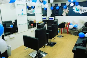 Unique Men's salon