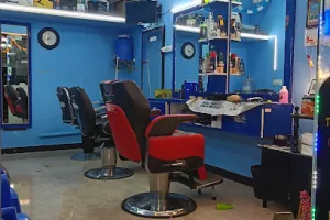 TAMILAN SALOON