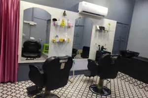friends Trends family hair &amp; beauty saloon