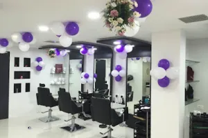 Studieo7 Family Salon and Bridal Studio