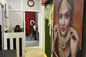 Pearl7 beauty lounge and Academy