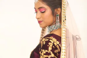 CRAZECUTSTUDIO Beauty| Makeup |Training Institute