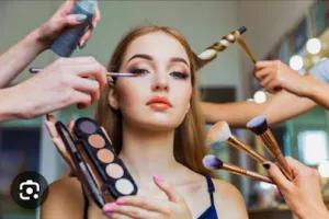 AURA Unisex Beauty Salon