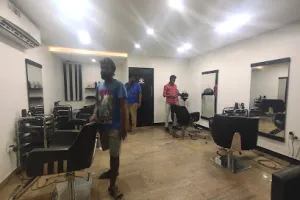 LaFrio Salon &amp; Academy