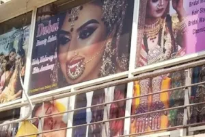 Dubai Beauty Salon &amp; Academy