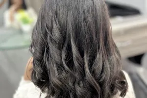 Dee &amp; Her girls Beauty studio