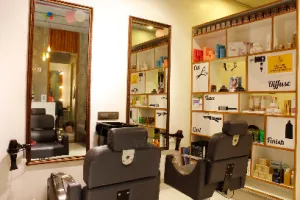 Vivaa Salon &amp; Academy