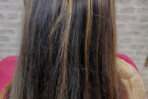 A Plus Salon &amp; Academy