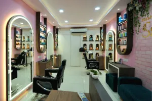 Serene Salon &amp; Academy | Hair, Beauty, Nail &amp; Bridal Makeup Studio | Best Ladies Salon in Manjalpur, Vadodara