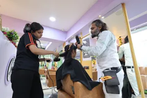 Xtreme Unisex Saloon &amp; Academy
