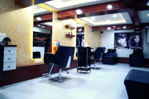 Fashionista Beauty Salon &amp; Academy