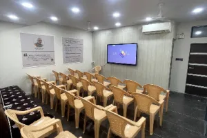 Glizz Gurukulam Pvt. Ltd. Beauty School