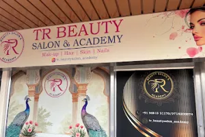 TR Beauty Salon &amp; Academy