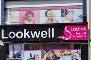 𝗟𝗼𝗼𝗸𝘄𝗲𝗹𝗹 𝗮 𝗹𝘂𝘅𝘂𝗿𝗶𝗼𝘂𝘀 𝗦𝗮𝗹𝗼𝗻- Best Bridal Makeup Salon | Hair Salon | Skin Salon | Menicure Pedicure Salon in Junagadh