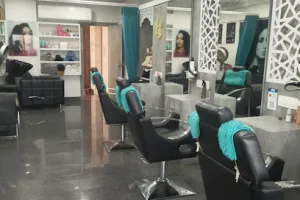 Shree Beauty and Bridal Salon / Academy