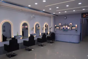 Lorean Salon &amp; Academy - Best Hair Salon In Anand | Skin Salon In Anand | Makeup Salon And Academy In Anand