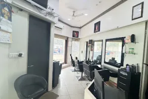 Sangam hair and beauty and academy