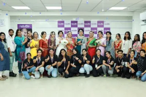 Naturals Beauty Academy Kochi - Cosmetology &amp; Beautician Course