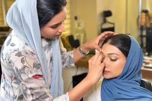 The Makeup Box Academy
