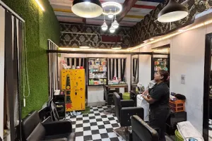 Madhubani's Hair &amp; Beauty salon