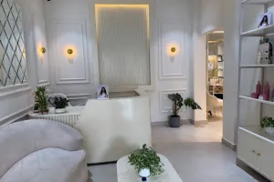 Serenity - Unisex Salon and Spa