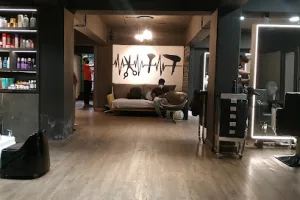 Wavelength Salon (Kankurgachi)