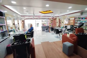 Backstaze Salon Asansol