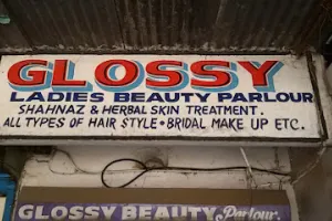 Glossy Ladies Beauty Parlour
