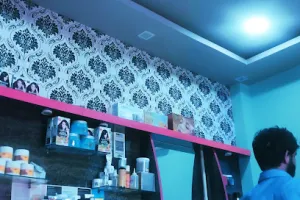 New Look Saloon