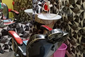 BEAUTIQUE Ladies Beauty Parlour &amp; Boutique