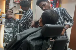 Sundar saloon