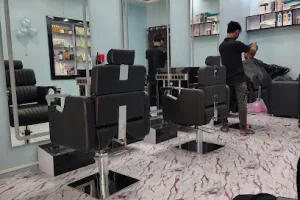 Attraction Unisex Salon