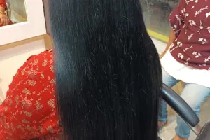P17 Family Salon