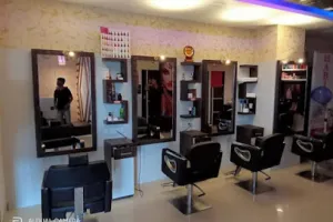 HABIB'S HAIR &amp; BEAUTY FAMILY SALOON