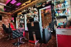 GOLDEN GLOW BARBER SHOP