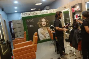 The Finisher's Family Salon