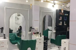 Ishita'z Makeup Studio &amp; Salon Raiganj