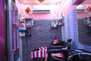 Smart and Glam Beauty Salon by Itu Das