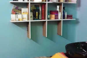 DAZZLING BEAUTY STUDIO PARLOUR