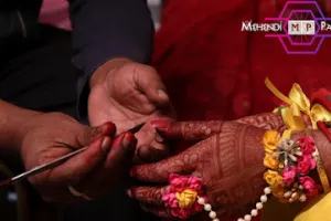 Mehendi&amp;Nails _by_Sukanya