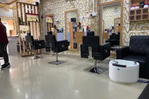 BEAUTYHOLIC NABADWIP