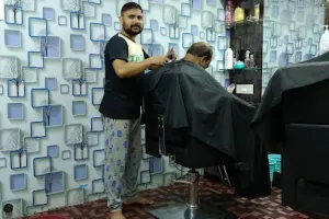 Pintu's Haircuting and spa beauty saloon