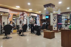 JAWED HABIB HAIR &amp; BEAUTY