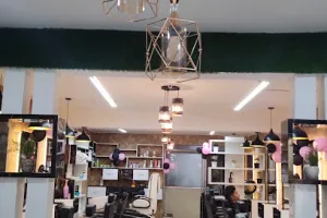 Naved Khan Family Salon