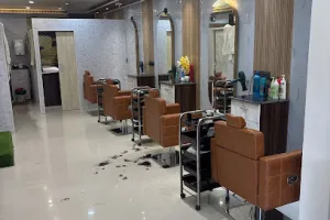 UNIQUE CARE FAMILY SALON &amp; ACADEMY