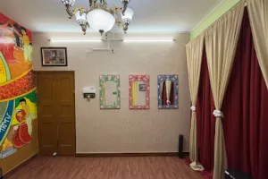 Nisha’s Makeup Studio &amp; Academy